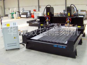 南宁良庆区双头立体多功能石材雕刻机HW-1325-2Z